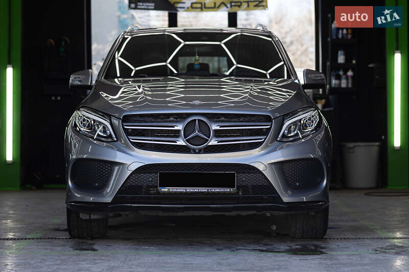 Mercedes-benz Gle-class (2016)