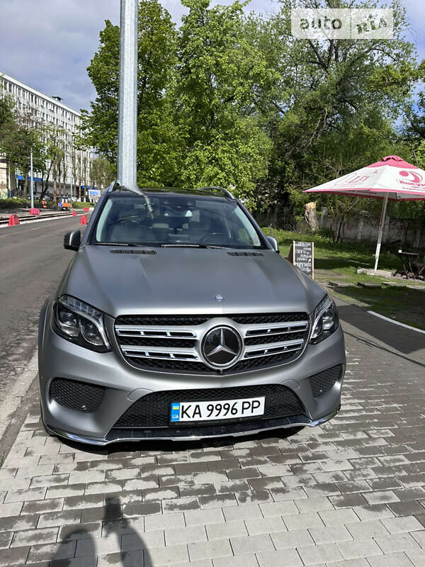 Mercedes-benz Gls-class (2016)