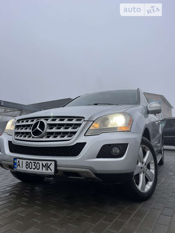 Mercedes-benz M-class (2009)