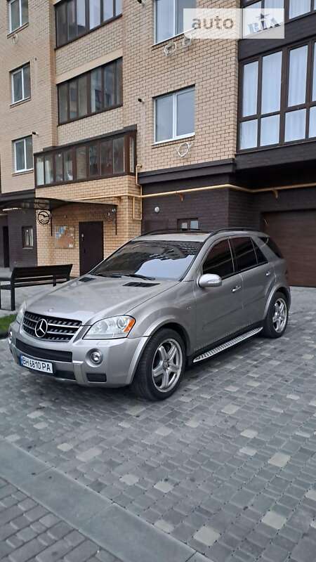 Mercedes-benz M-class (2008)