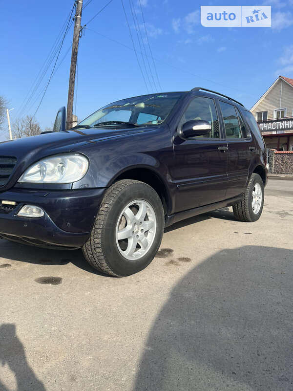 Mercedes-benz M-class (2002)
