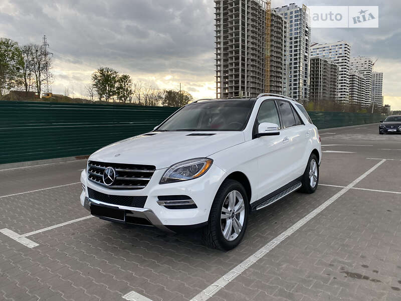 Mercedes-benz M-class (2015)