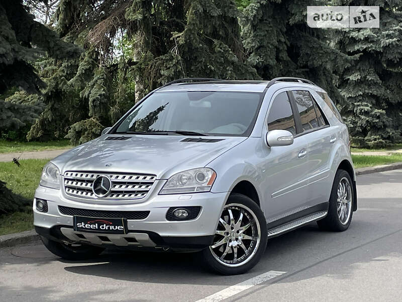 Mercedes-benz M-class (2007)