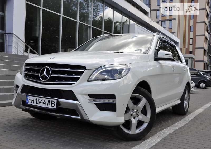 Mercedes-benz M-class (2012)
