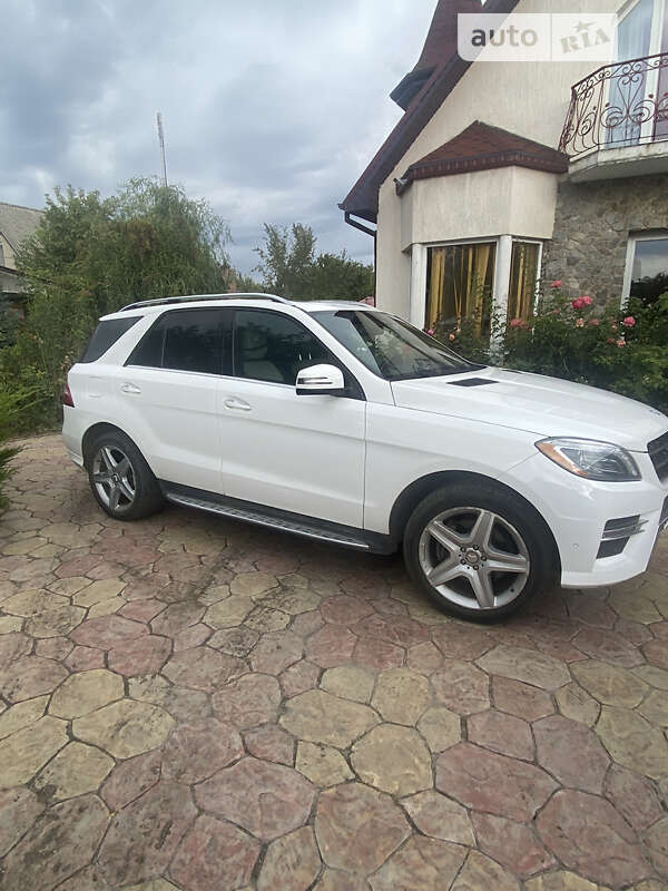 Mercedes-benz M-class (2014)
