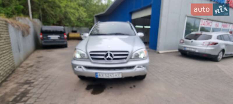 Mercedes-benz M-class (2004)