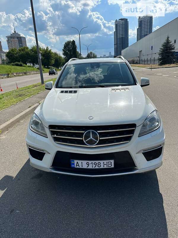 Mercedes-benz M-class (2012)