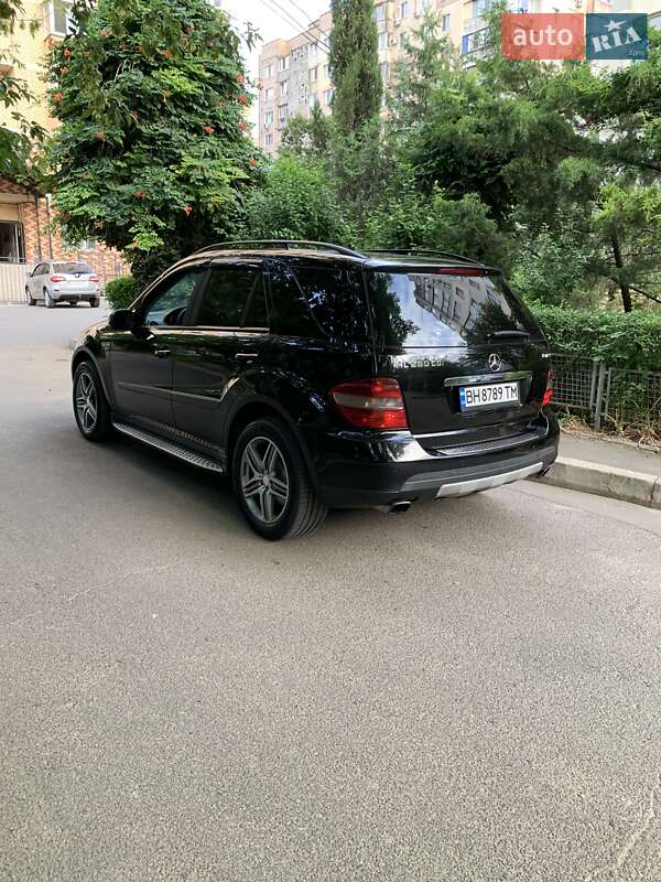 Mercedes-benz M-class (2008)