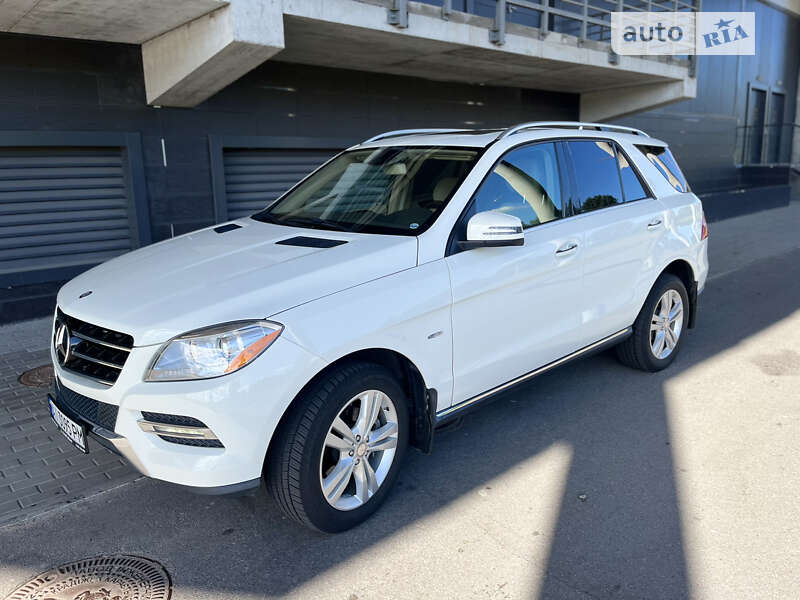 Mercedes-benz M-class (2011)