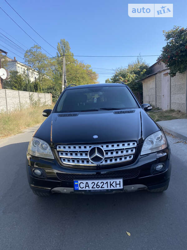 Mercedes-benz M-class (2007)