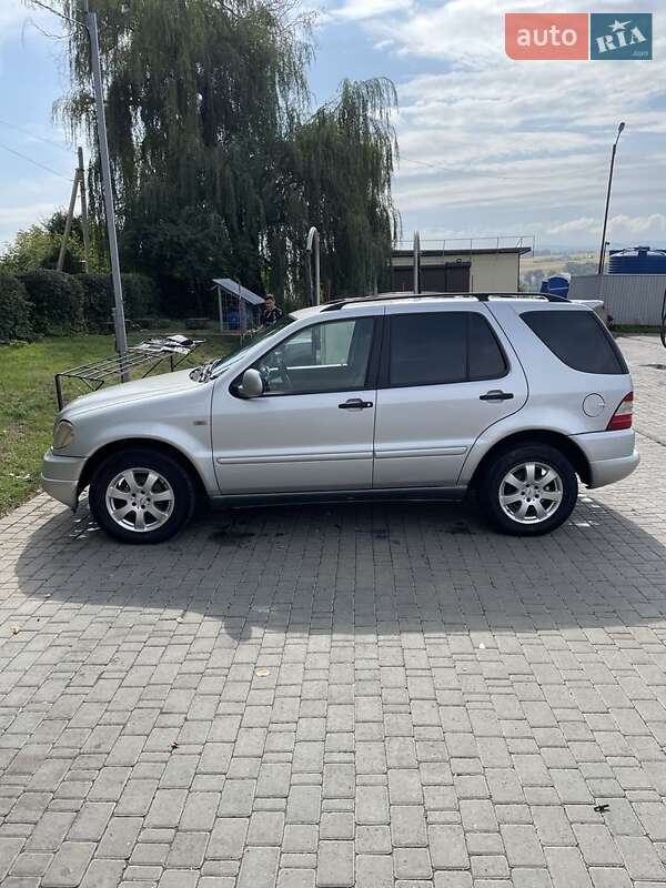 Mercedes-benz M-class (2001)