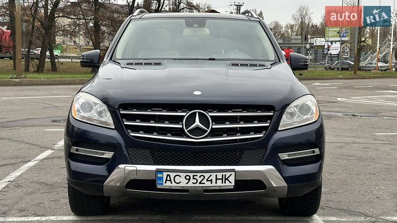 Mercedes-benz M-class (2015)