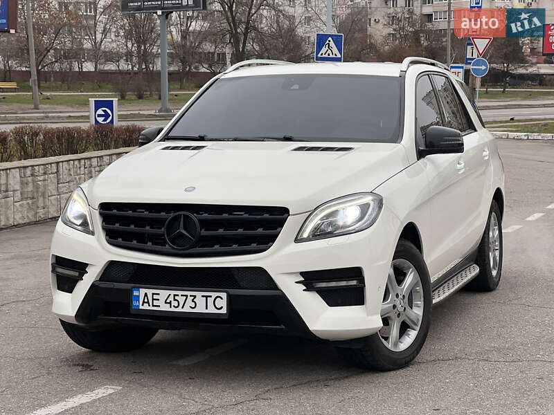 Mercedes-benz M-class (2012)