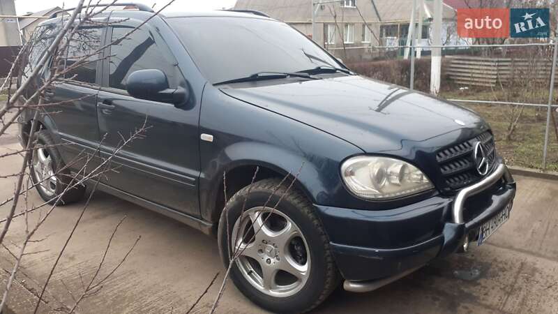 Mercedes-benz M-class (1999)