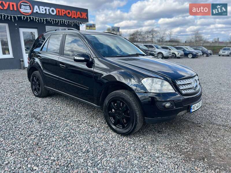 Mercedes-benz M-class (2006)