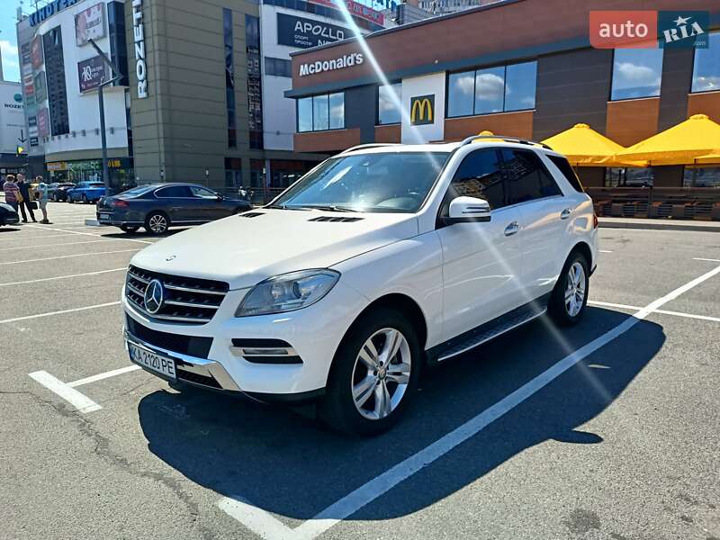 Mercedes-benz M-class (2015)