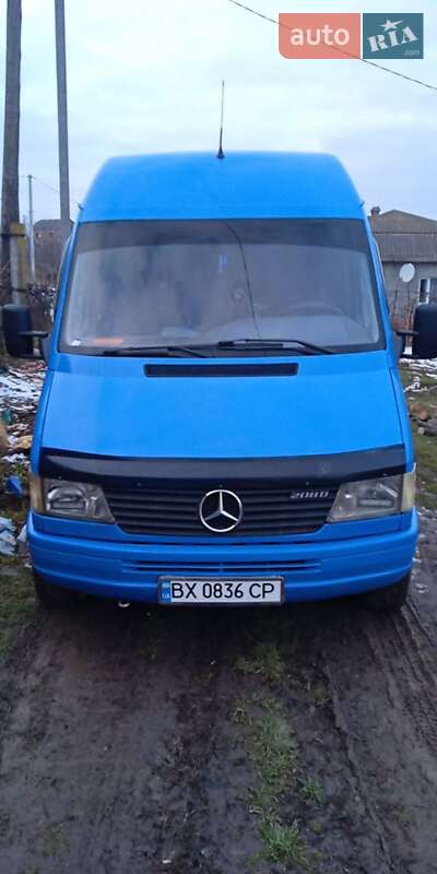 Mercedes-benz V-class (1997)