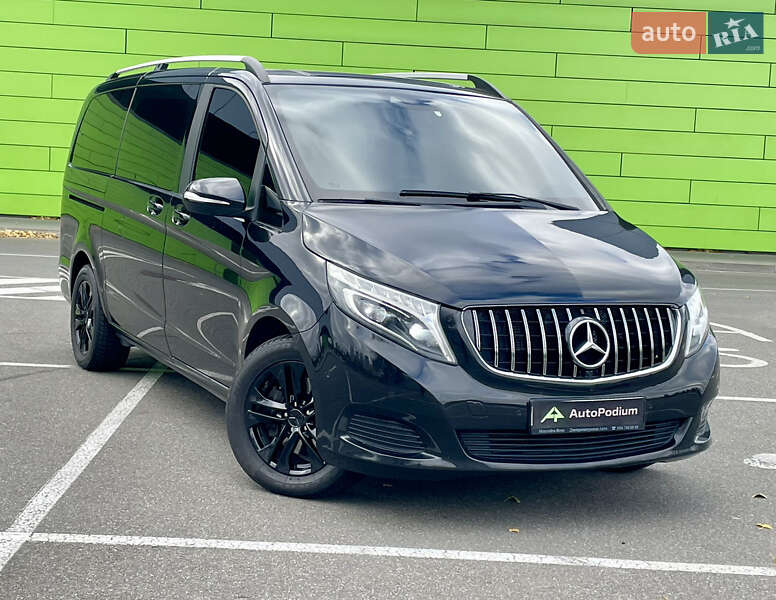 Mercedes-benz V-class (2014)