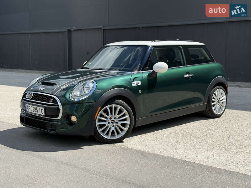Mini Cooper (2017)