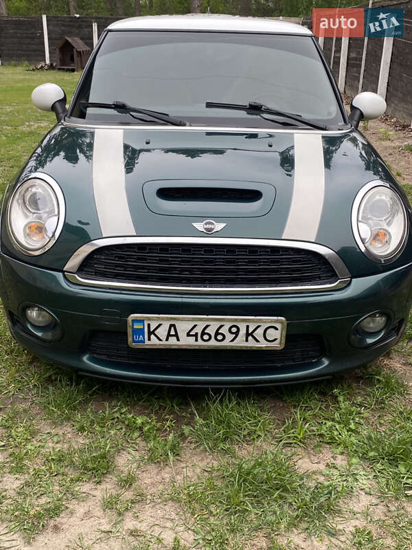 Mini Cooper (2010)