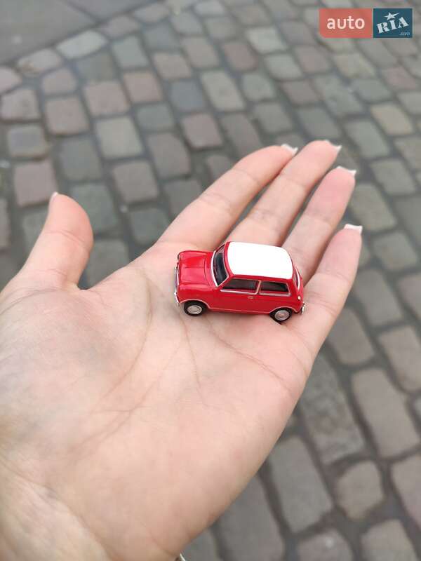 Mini Cooper (2012)