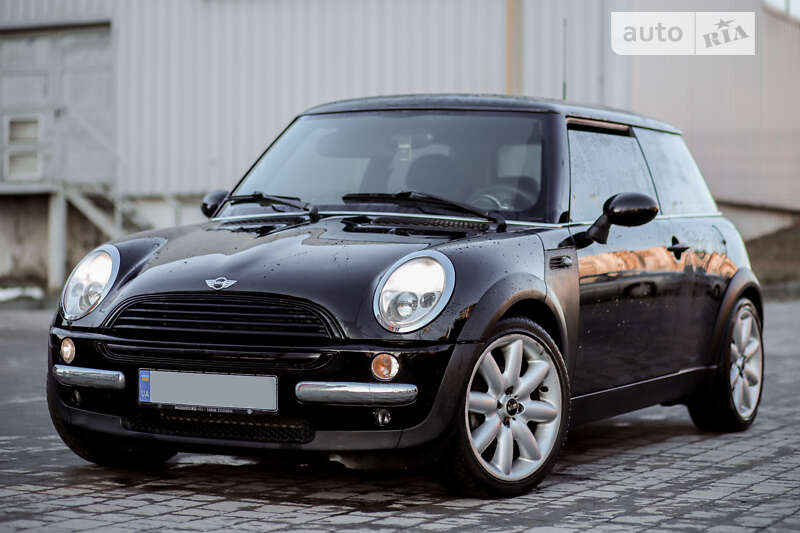 Mini Hatch (2002)