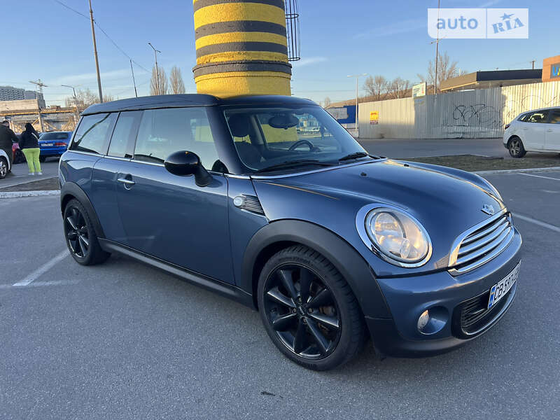 Mini Cooper (2010)
