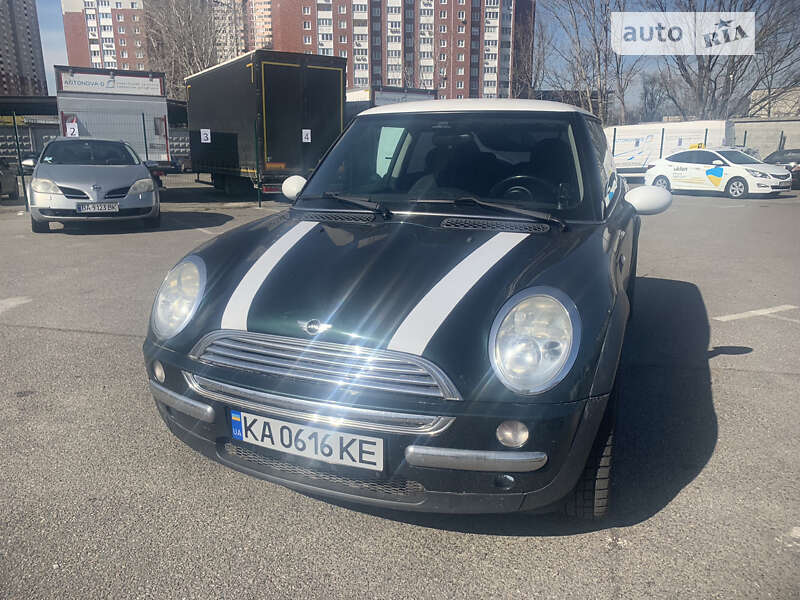 Mini One (2003)