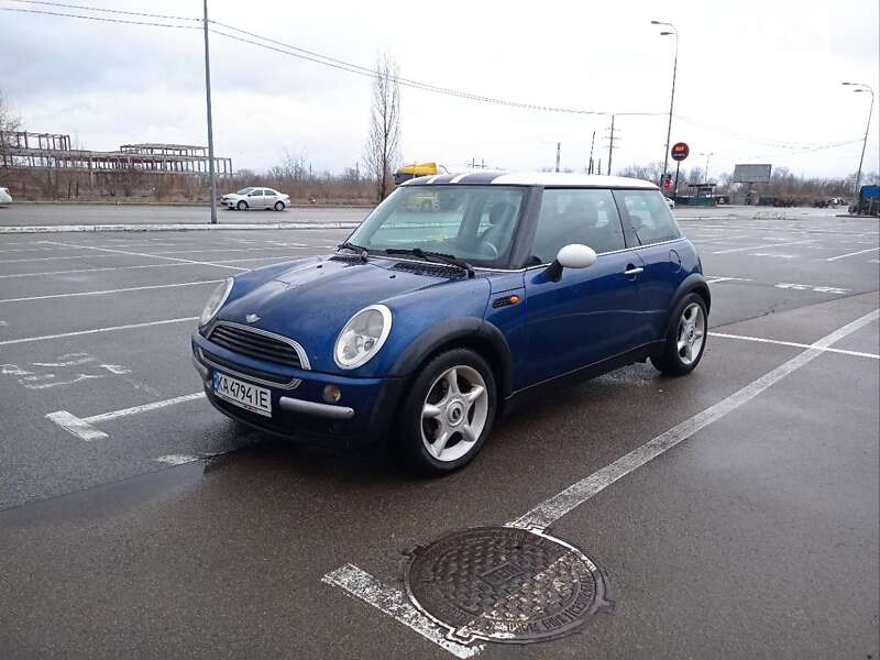 Mini One (2003)