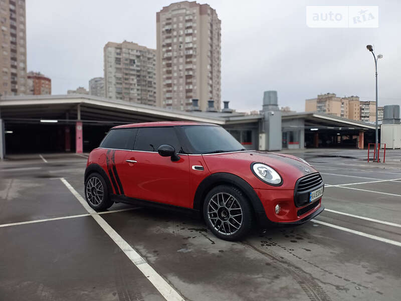 Mini One (2016)