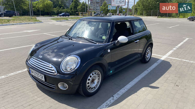 Mini Hatch (2009)