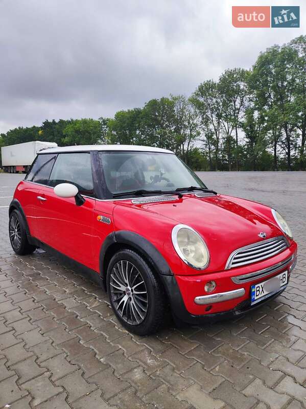 Mini Hatch (2002)