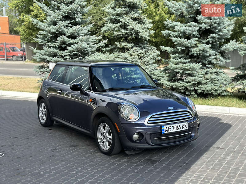 Mini Cooper (2013)