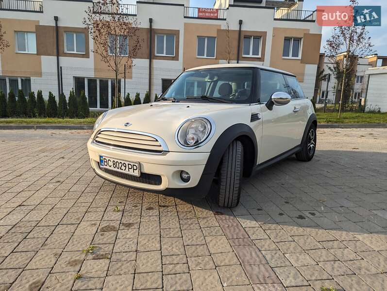 Mini One (2010)