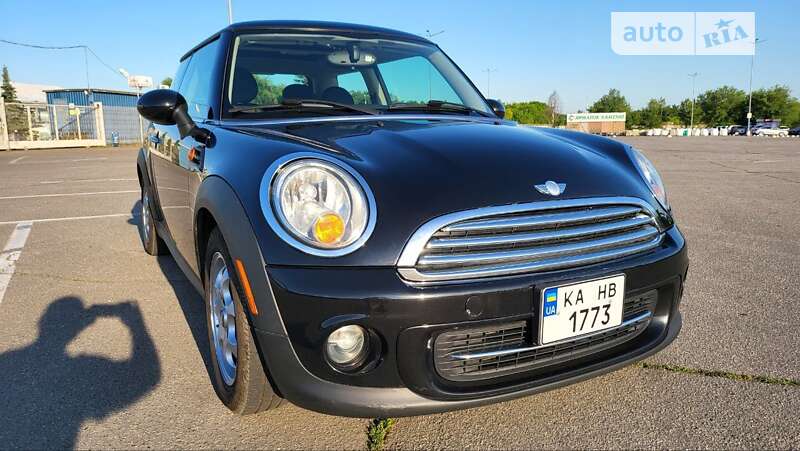 Mini Cooper (2013)