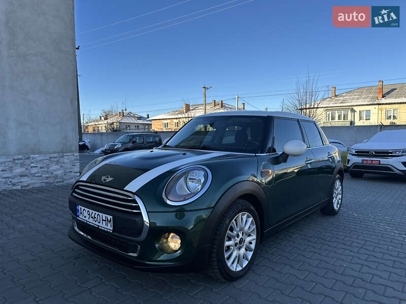 Mini Hatch (2015)