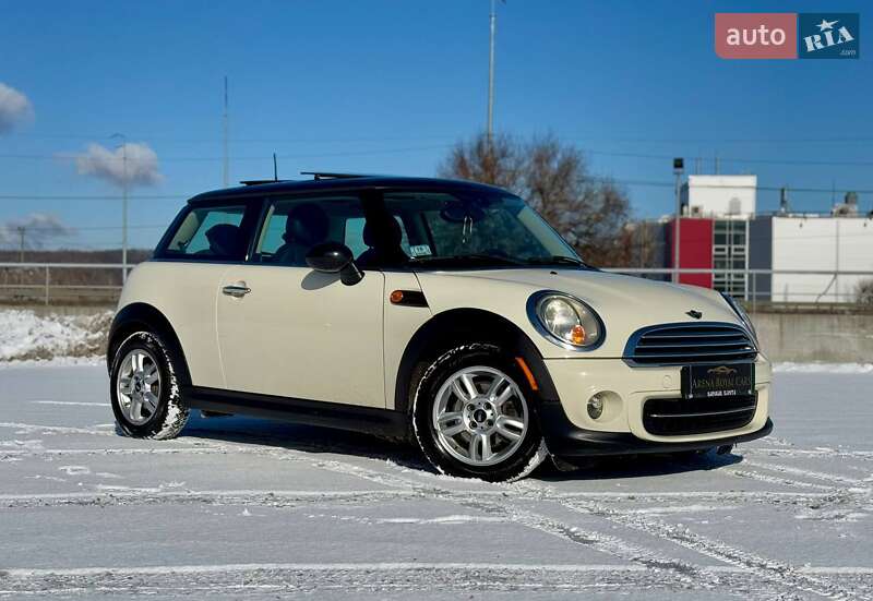 Mini Hatch (2013)