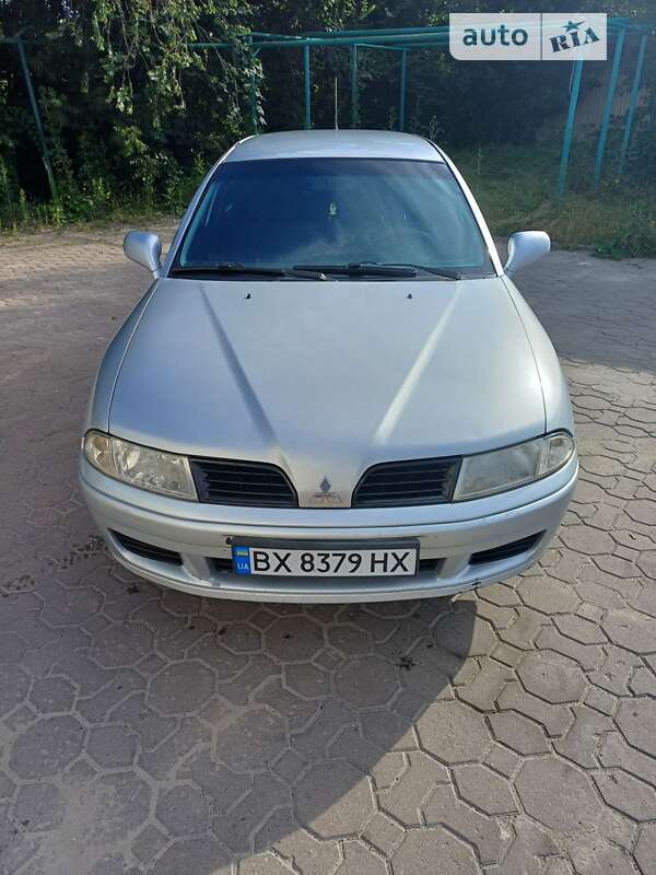 Mitsubishi Carisma (2002)
