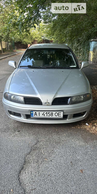 Mitsubishi Carisma (2003)
