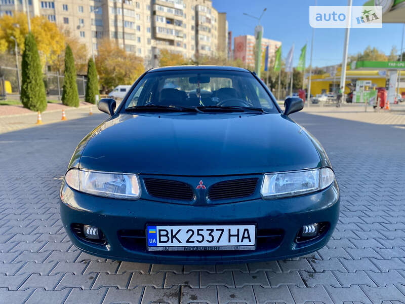 Mitsubishi Carisma (1998)
