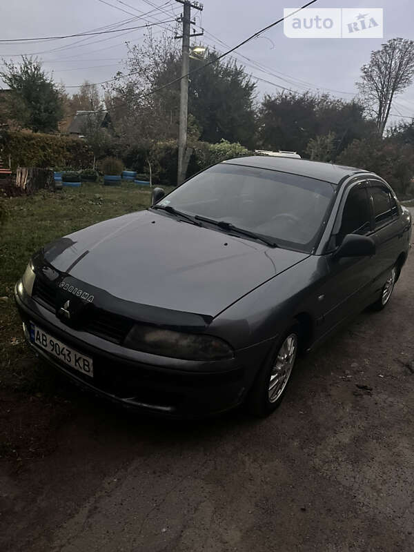 Mitsubishi Carisma (2003)