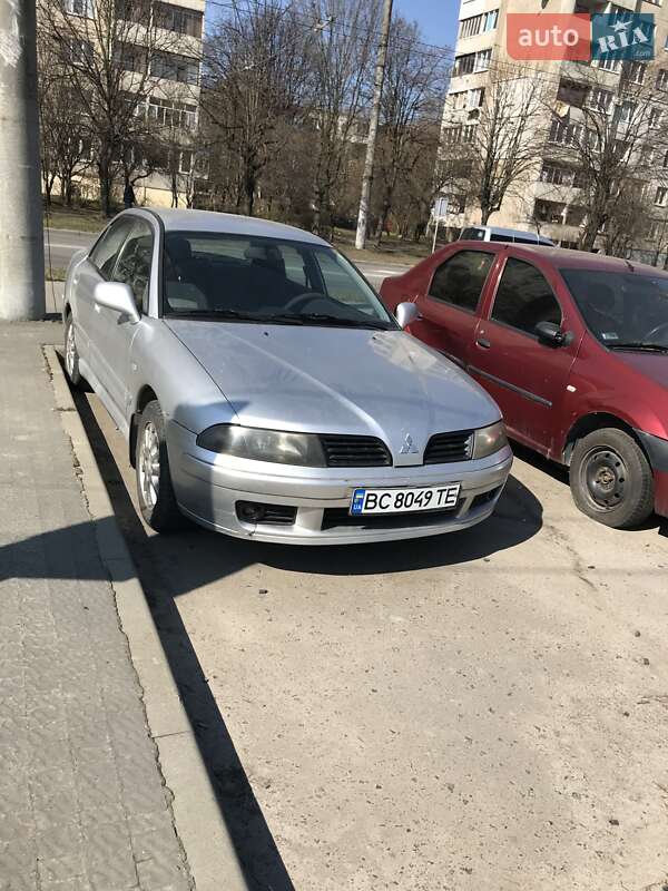 Mitsubishi Carisma (2003)