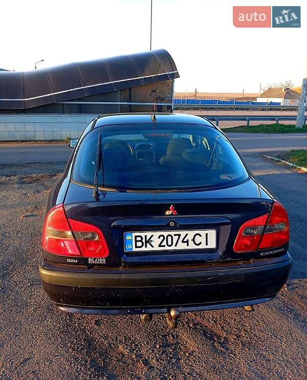 Mitsubishi Carisma (2000)