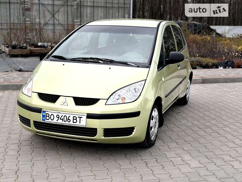 Mitsubishi Colt (2004)