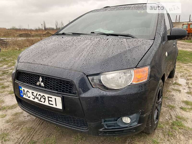Mitsubishi Colt (2011)
