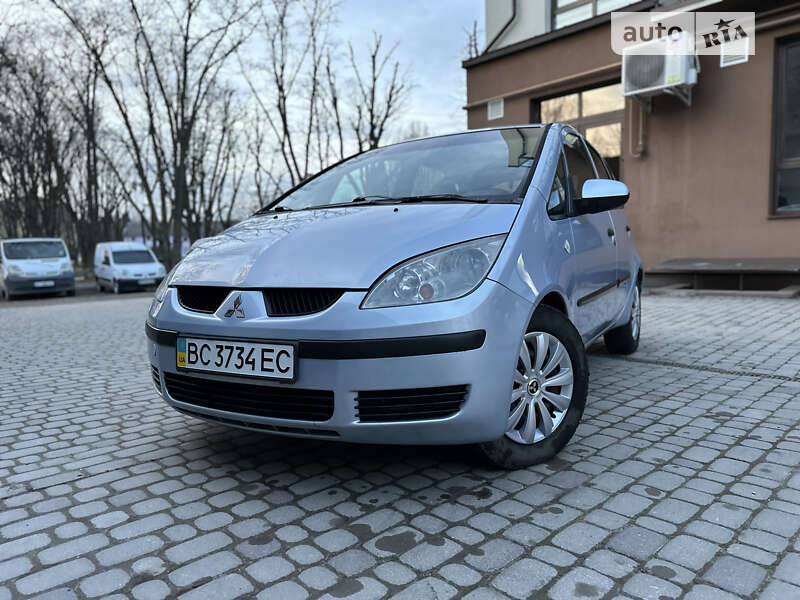 Mitsubishi Colt (2005)