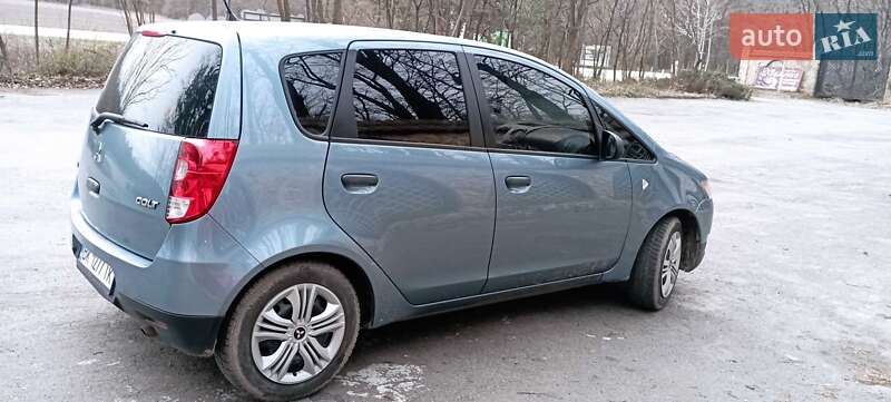 Mitsubishi Colt (2009)
