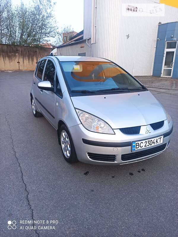 Mitsubishi Colt (2006)