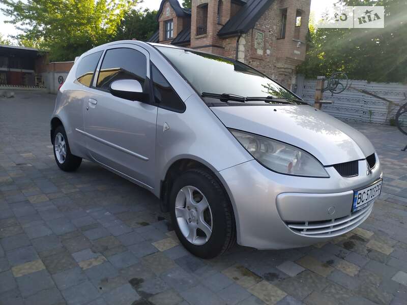 Mitsubishi Colt (2006)