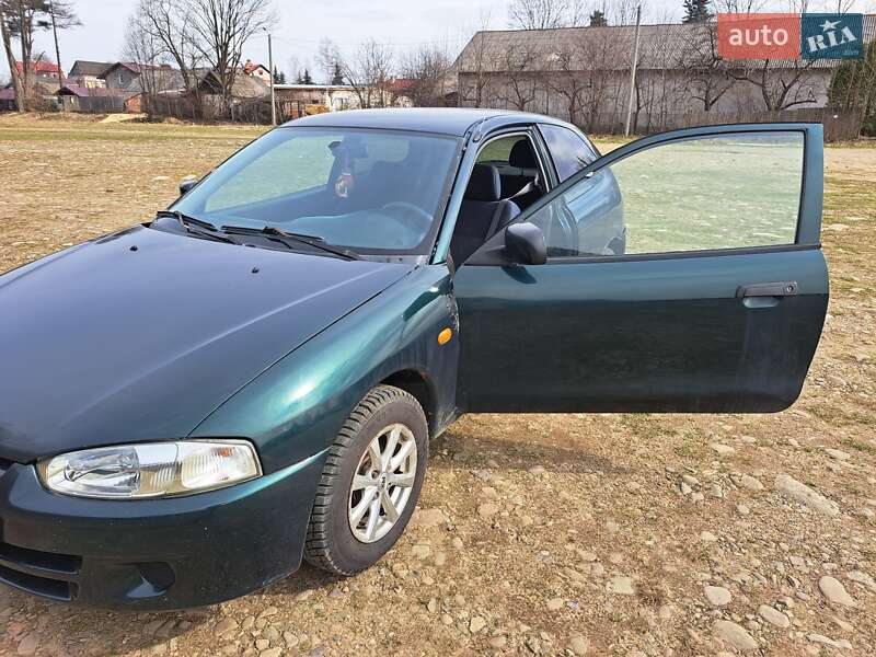 Mitsubishi Colt (1998)